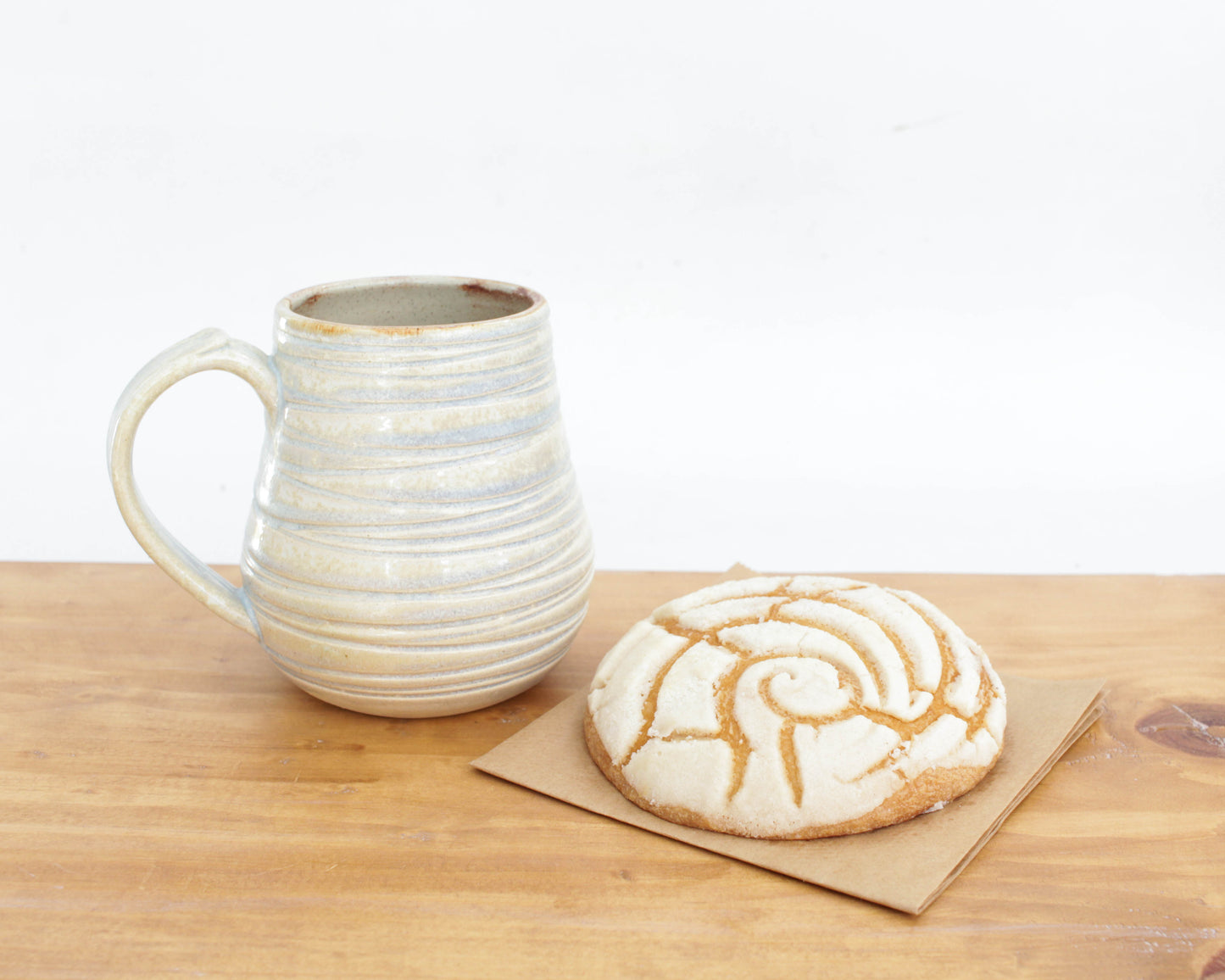 Micro Pearl Textured Stoneware Mug