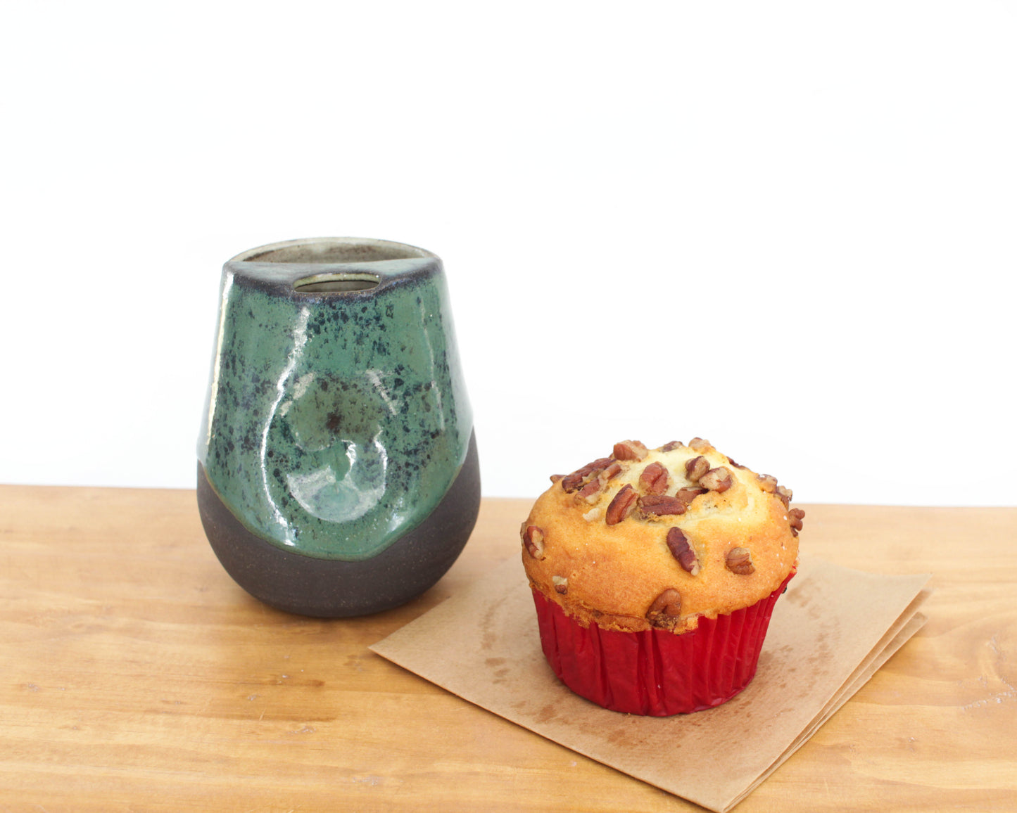 Jungle Green Black Stoneware Cozy Sip-Top Thumb Tumbler